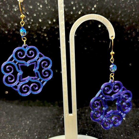 Blue and Purple Color Shift, Dangle Earrings - Picture 4 of 4
